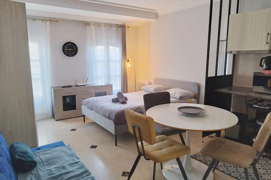 Paule - Studio Climatise Au 3Eme Place Pie 2Pers Avignon Exterior foto